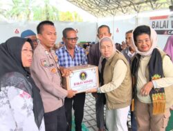 Kunjungan paguyuban purnawirawan seba polwan Indonesia (ppspi)dalam rangka penyaluran sembako kepada masyarakat dan polwan terdampak banjir hidrometeorologi di kabupaten Aceh Tamiang