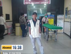 Di Tengah Kepanikan, Bahtiar Usman Jadi Penyelamat: Aksi Cepat PSM Jati Cempaka Antarkan Pasien Kritis ke Rumah Sakit.