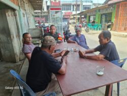 Melalui Komsos, Babinsa Ajak Warga Jaga Ketertiban Dan Kebersihan Lingkungan