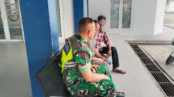 Guna Mengetahui Perkembangan Situasi Di Wilayah, Babinsa Lakukan Komsos