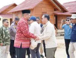 Bupati Aceh Tamiang Dampingi Wamen PKP Tinjau Hunian Tetap di Kampung Simpang Kanan