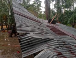 Angin Topan Terjang Cot Girek, Atap Rumah Jurnalis & Janda Tua Porak-poranda