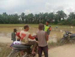 Tak Kenal Tempat Dan Waktu, Babinsa Selalu Dekat Dengan Warga