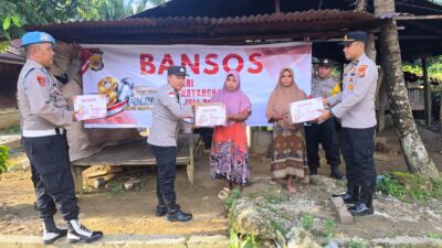 Bansos HUT Bhayangkara Ke-80, Polsek Simpang Jernih Hadir untuk Masyarakat