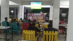 Lewat Nobar Piala Dunia, Polsek Nurussalam Pererat Ikatan Dengan Warga
