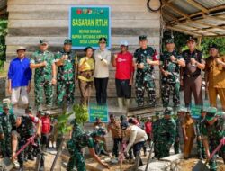 Dandim 1307/Poso Dampingi Bupati Poso Tinjauan Pembangunan RTLH Dalam Program Serbuan Teritorial TNI Di Kodim 1307/Poso