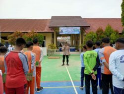 Kapolsek Meureudu Tanamkan Kesadaran Hukum kepada Siswa Baru, MPLS Jadi Fondasi Membangun Generasi Berkarakter dan Peduli Harkamtibmas