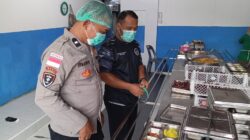 Polres Aceh Tamiang Lakukan Pengawasan dan Uji Sampel Makanan di SPPG Yayasan Kemala Bhayangkari Perkebunan Pulau Tiga
