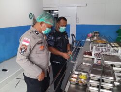 Polres Aceh Tamiang Lakukan Pengawasan dan Uji Sampel Makanan di SPPG Yayasan Kemala Bhayangkari Perkebunan Pulau Tiga