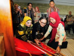 Kapolri Bersama Ketua Umum Bhayangkari Tinjau Bazar Kreasi Bhayangkari Nusantara 2026