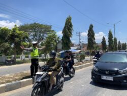 Lakukan Pengaturan Arus Lalulintas, Sat Lantas Polres Aceh Tamiang Pastikan Zona Aman Sekolah Lancar Dan Tertib