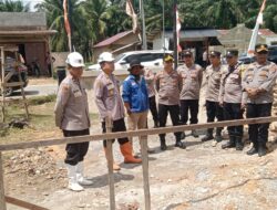 Dampingi Karo Loh Polda Aceh, Kapolres Aceh Tamiang Tinjau Pembangunan Pospol Babo dan Sumber Bor Bhayangkari Peduli
