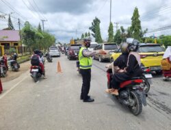 Lakukan Pengaturan Arus Lalulintas, Sat Lantas Polres Aceh Tamiang Pastikan Zona Aman Sekolah Lancar Dan Tertib
