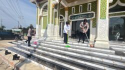 Sambut Hari Jadi Polwan ke-78, Polwan Polres Aceh Tamiang Gelar Bakti Religi Bersih-Bersih Rumah Ibadah