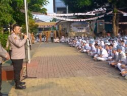 Irup di SMKN 4 Kota Bekasi, AKBP Hadi Setiawan Tegaskan Pelajar Harus Jauhi Narkoba, Tawuran dan Bullying.