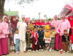 Ratusan Anak Paud Warnai Karnaval Kemerdekaan di Aceh Tamiang