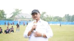 Bupati Aceh Tamiang Buka Open Turnamen Sepak Bola Piala Datok Seuneubok Cantek Cup V Tahun 2026, Diikuti 16 Tim