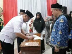 Lantik 55 Kepala Sekolah, Ini Pesan Bupati Aceh Tamiang