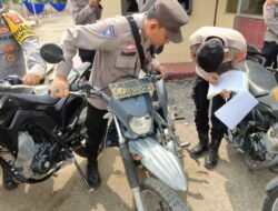 Bag Log Polres Aceh Tamiang Cek Kendaraan Dinas Guna Memastikan Kesiapan Sarana dan Prasarana Dalam Melayani Masyarakat