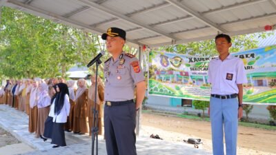 Kapolres Aceh Tamiang Jadi Pembina Upacara di SMKN 2 Karang Baru, Tanamkan Disiplin dan Kesadaran Hukum Menuju Indonesia Emas 2045